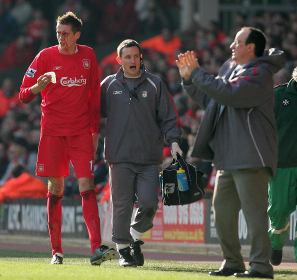 有父亲的风范吗？梅西小儿子西罗在迈阿密U8比赛中任意球破门（梅西幼子西罗迈阿密U8赛任意球破门，被指颇有父亲风采）