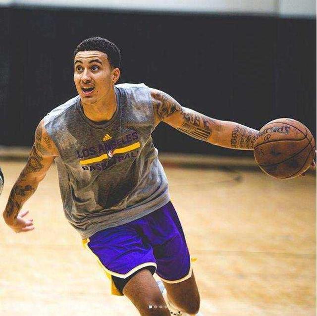 U16国少后卫李钧鹏：非常自豪能代表国家征战比赛（U16国少后卫李钧鹏：为国出战倍感荣光）