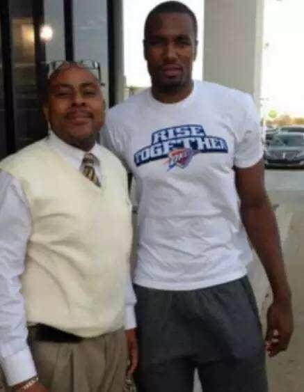 加拉格尔适合曼联，但只能担任中场副手（加拉格尔与曼联契合，但更适合担任中场辅佐角色）