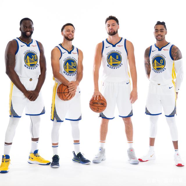 伊涅斯塔：会想念踢球的时光；进巴萨一线后每天都会观察哈维（伊涅斯塔：将怀念球员岁月，升入巴萨一队后每日观摩哈维）