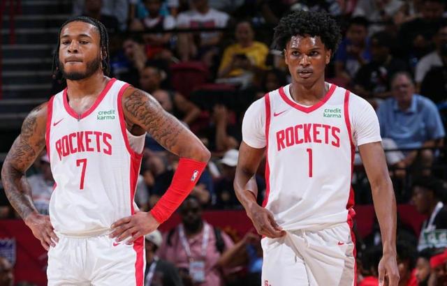 克罗地亚大名单：魔笛、格瓦领衔，科娃入选后又因伤退出（克罗地亚公布名单：莫德里奇、格瓦迪奥尔领衔，科瓦契奇先入围后因伤退赛）