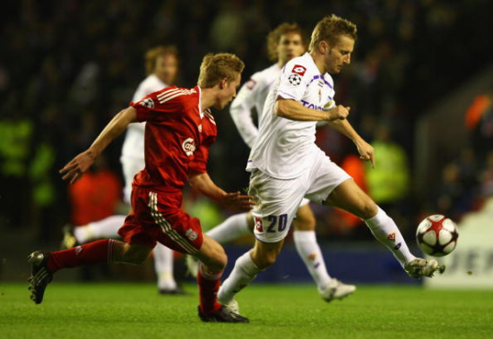 女子篮球联赛赛季精彩进球回顾（本赛季女篮联赛高光进球盘点）