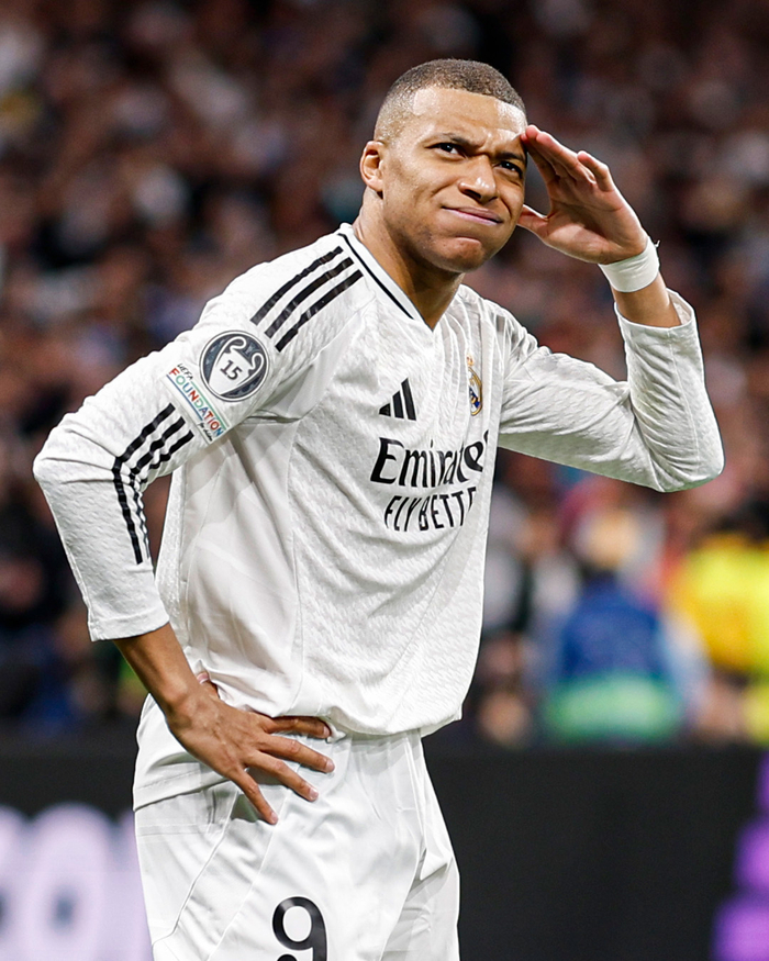 苏群：尽了全力&对手给了机会 快船仍输 相信老板已琢磨着要开刀（苏群：快船拼尽全力、对手送机会仍告负，老板或已酝酿大刀阔斧的调整）