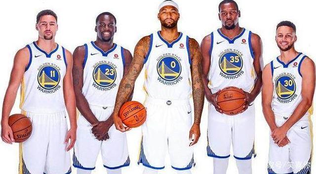 世体：巴萨教练组认为拉菲尼亚和佩德里的回归是希望所在（世体：巴萨教练组将拉菲尼亚与佩德里的复出视为重燃希望的关键）