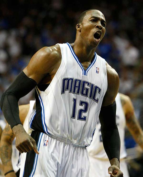 萨巴蒂尼谈孔蒂爆发：球队表现糟糕且脱节，但球员需要被关爱（萨巴蒂尼评孔蒂发飙：球队低迷且脱节，但球员仍需被关怀）