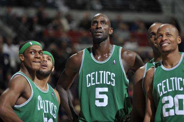 比利时年度最佳教练候选：孔帕尼、摩纳哥主帅波科尼奥利在列（比利时年度最佳教练候选名单出炉：孔帕尼与摩纳哥主帅波科尼奥利入围）